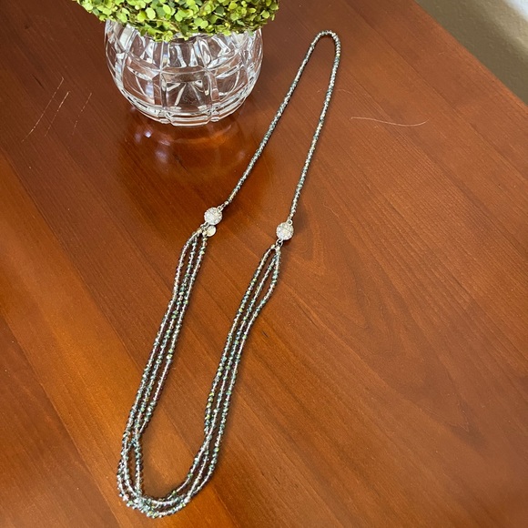 Saachi Silver sparkly Necklace - Picture 4 of 9